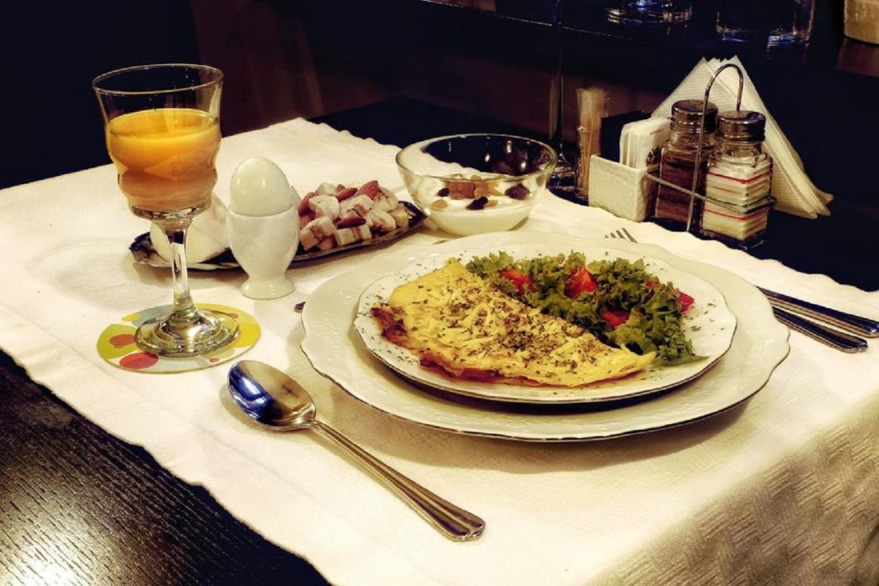 Hotel Boutique Vila Arte Bucarest Esterno foto
